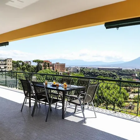 Appartamento Con Terrazzo A Capodimonte By Wonderful Italy Nápoles Exterior foto